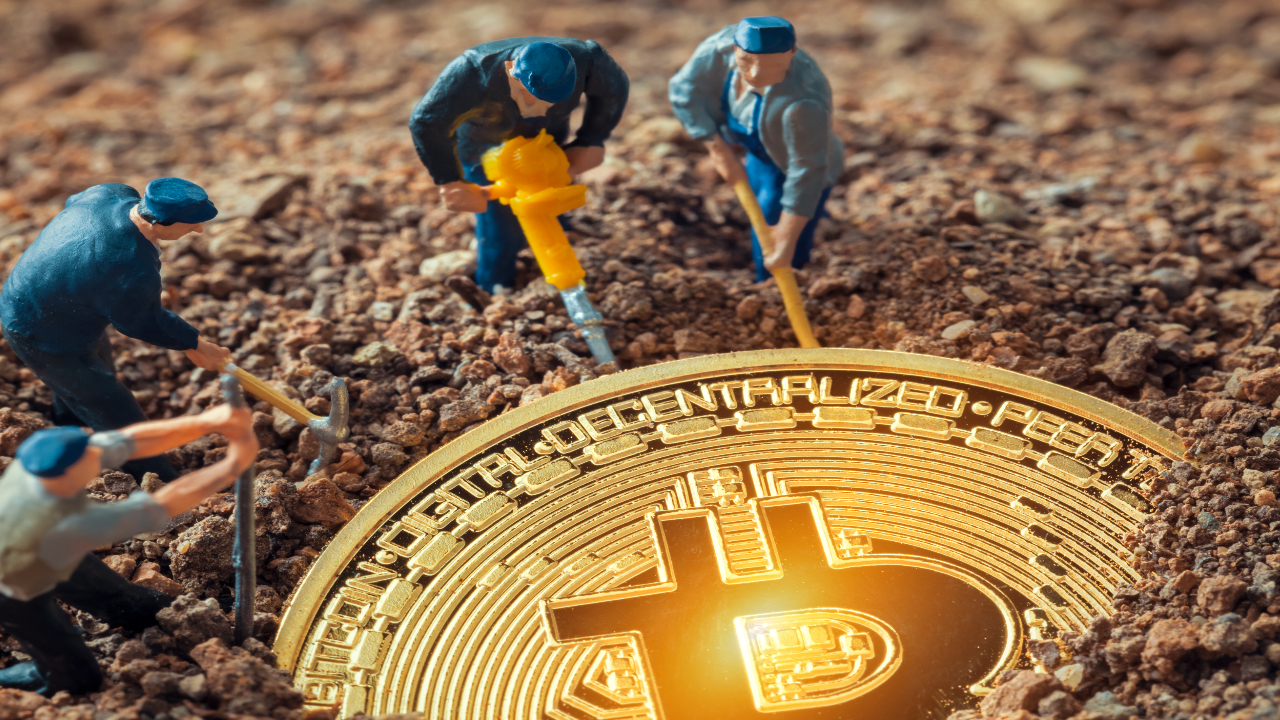 The Principle Behind Bitcoin Mining